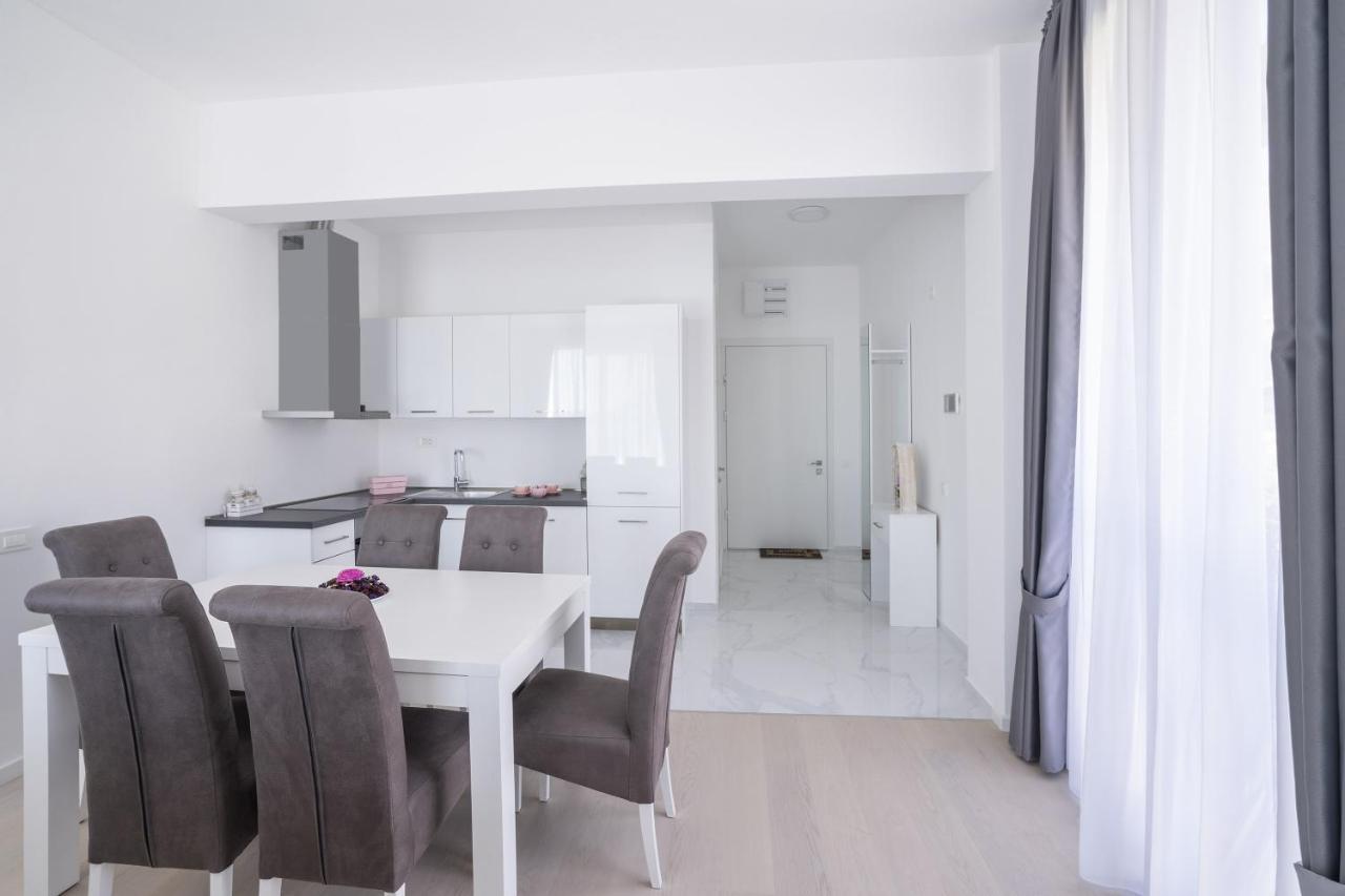 Montesun Apartments Becici Boreti Zewnętrze zdjęcie